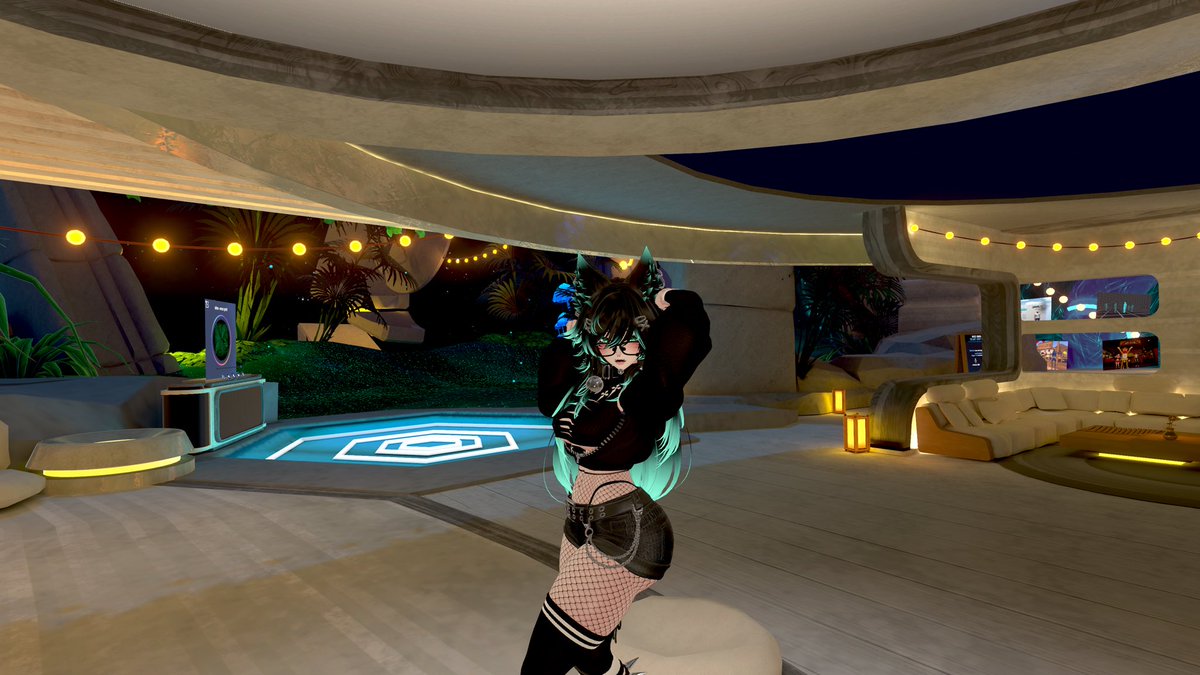 ScarletGIGNAD's tweet photo. Me being a goof on vr https://t.co/o3ye0aoTd1