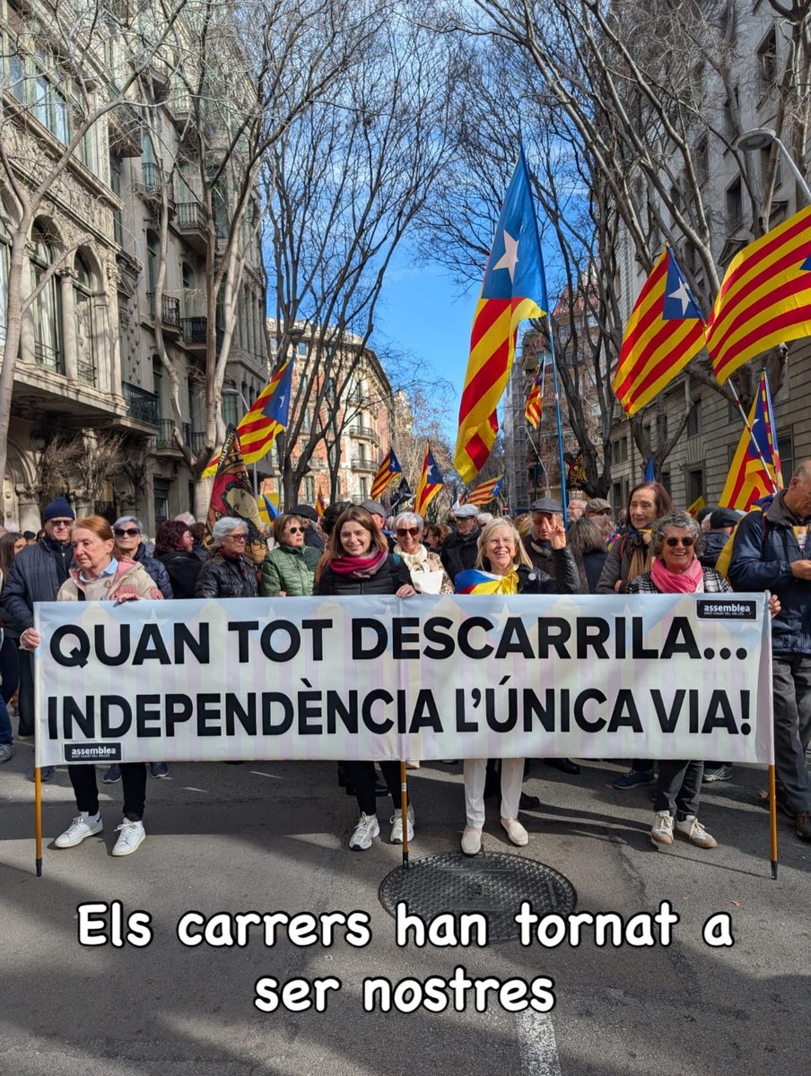 Un gran dia!
Encara Hi Som!!!!!
#foraRENFEdeCatalunya