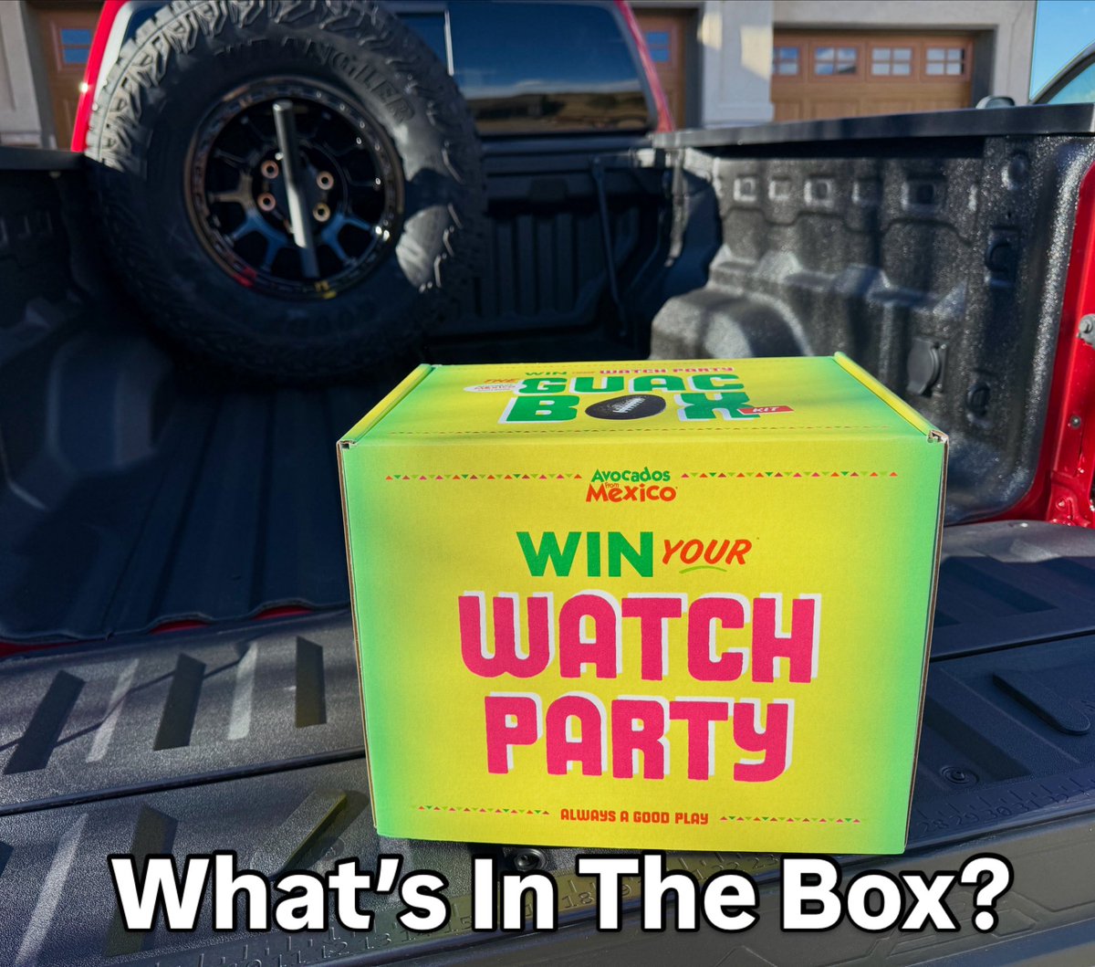 TailgatingChall's tweet photo. We just had a GUAC Box Delivered?!
Any guesses on whatโs inside?
@AvosFromMexico
#guac #homegating #guacamole #snacks #specialdelivery https://t.co/SBdBNYDlUB