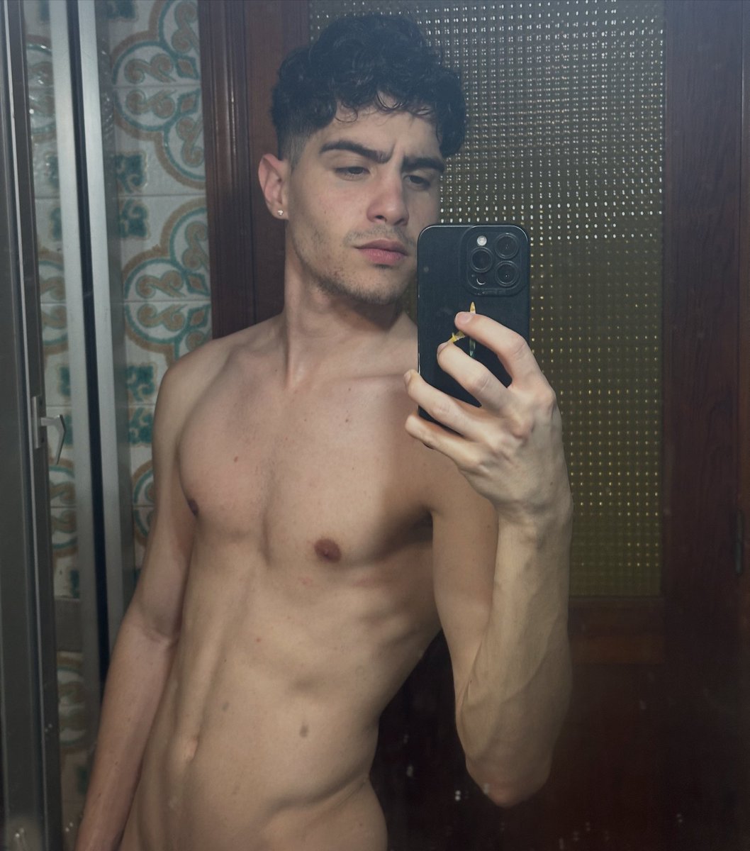 wilmerbianculli's tweet photo. Me regalas un RT? https://t.co/9WjK5mYJkn