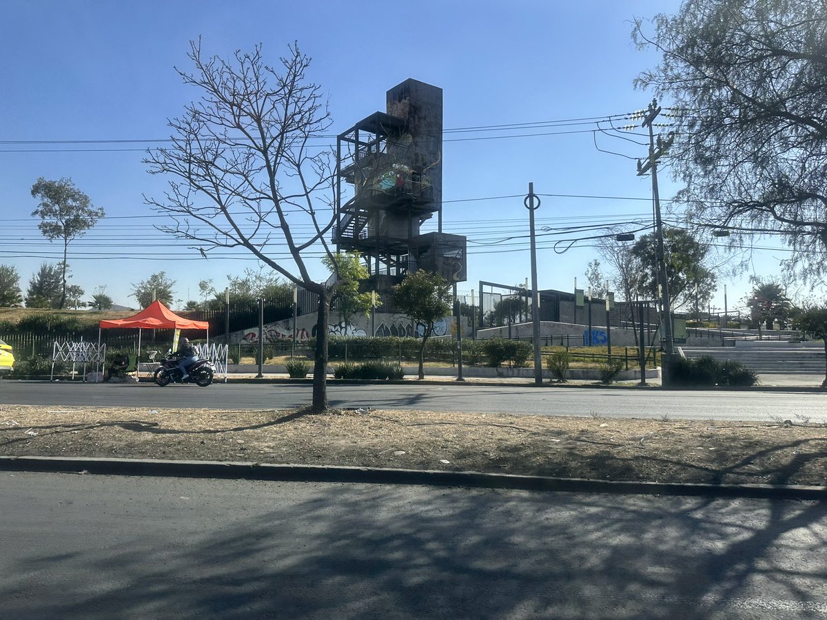 Si en #Azcapotzalco no quieren el estadio, no lo piensen más, en #Iztapalapa esta la mejor opción. Hay mucha afición de <a href="/CruzAzul/">CRUZ AZUL</a> y aumentaría la plusvalía de la zona oriente. Esto abona al proyecto de la presidenta <a href="/Claudiashein/">Claudia Sheinbaum Pardo</a>. <a href="/ClaraBrugadaM/">Clara Brugada Molina</a> <a href="/Victor_VelRan/">Víctor Velázquez</a> <a href="/ALEIDAALAVEZ/">Aleida Alavez Ruiz</a>