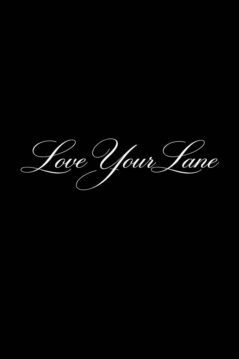BADGYALILLEST's tweet photo. I WILL BE GOING LIVE WITH MY BRAND LOVE YOUR LANE 🍀 SOON!!! MY FIRST DROP OF LIFESTYLE MATS | KEEP UP @loveyourlaneinc ON INSTAGRAM https://t.co/rdE7sqmt40