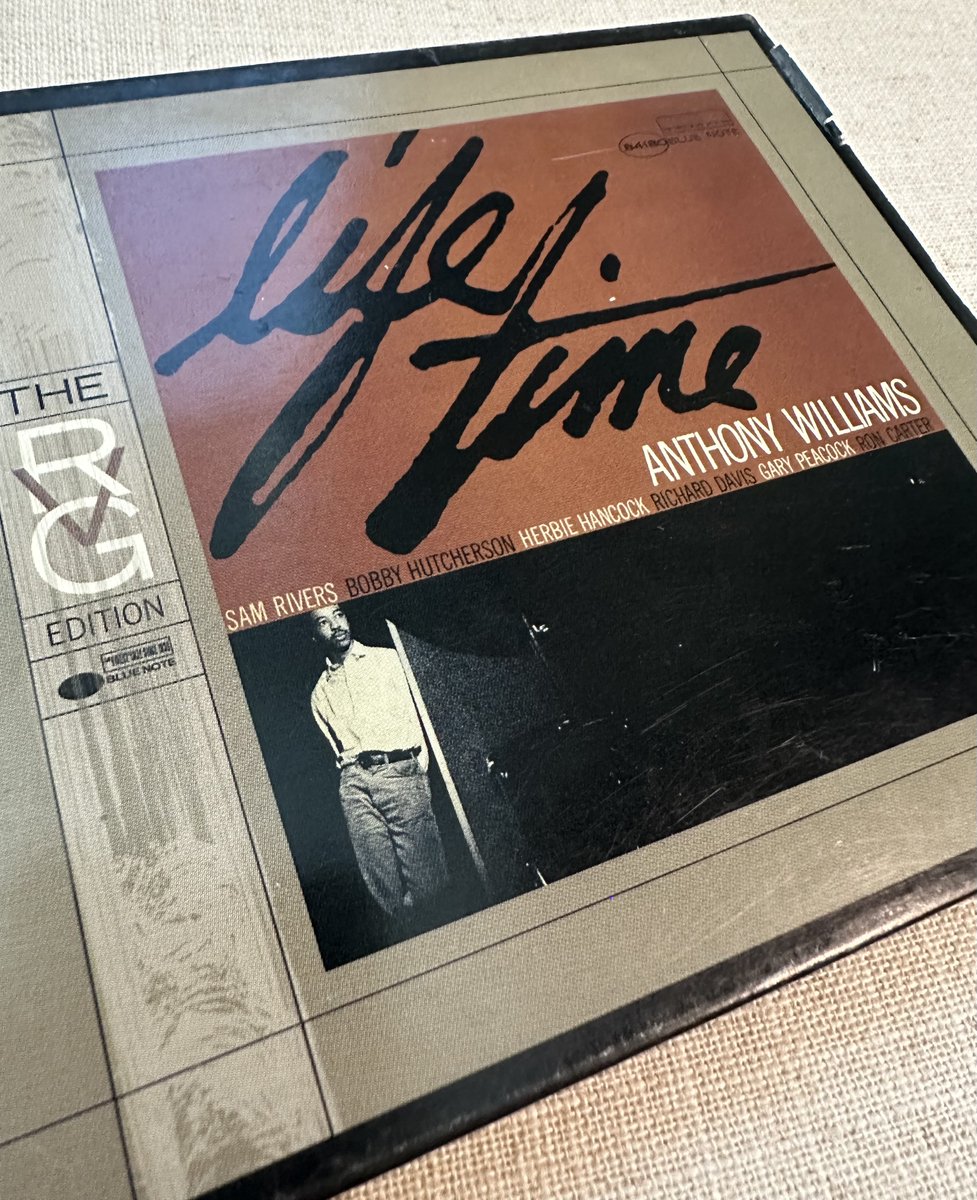 SVictorAaron's tweet photo. #NowPlaying Tony Williams - Life Time
Stunning debut especially coming from a teenager. There was never another ‘Out To Lunch’ but this might come closest.. https://t.co/B7Z83yvxOu
