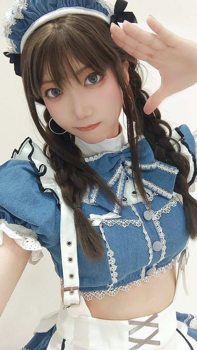 💙🤍シュガーブルーサスペンダーデニムメイド🤍💙 と ❤🖤スタッズオン