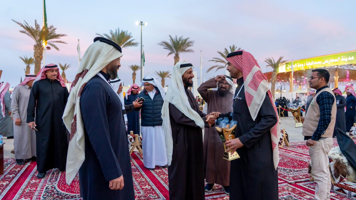 jdfestival's tweet photo. يا هلا ومسهلا 🌴
يُعدّ #مهرجان_تمور_الجوف وجهةً سياحية بارزة
 في المنطقة، وقد سرّنا استقبال وفدٍ كريم من منطقة القصيم في زيارة للمهرجان، مؤكدين عمق الروابط الأخوية وتعزيز التكامل السياحي بين مناطق المملكة.

#الجوف_سلة_غذاء_المملكة 
#حلوة_الجوف https://t.co/H23syOnb5A