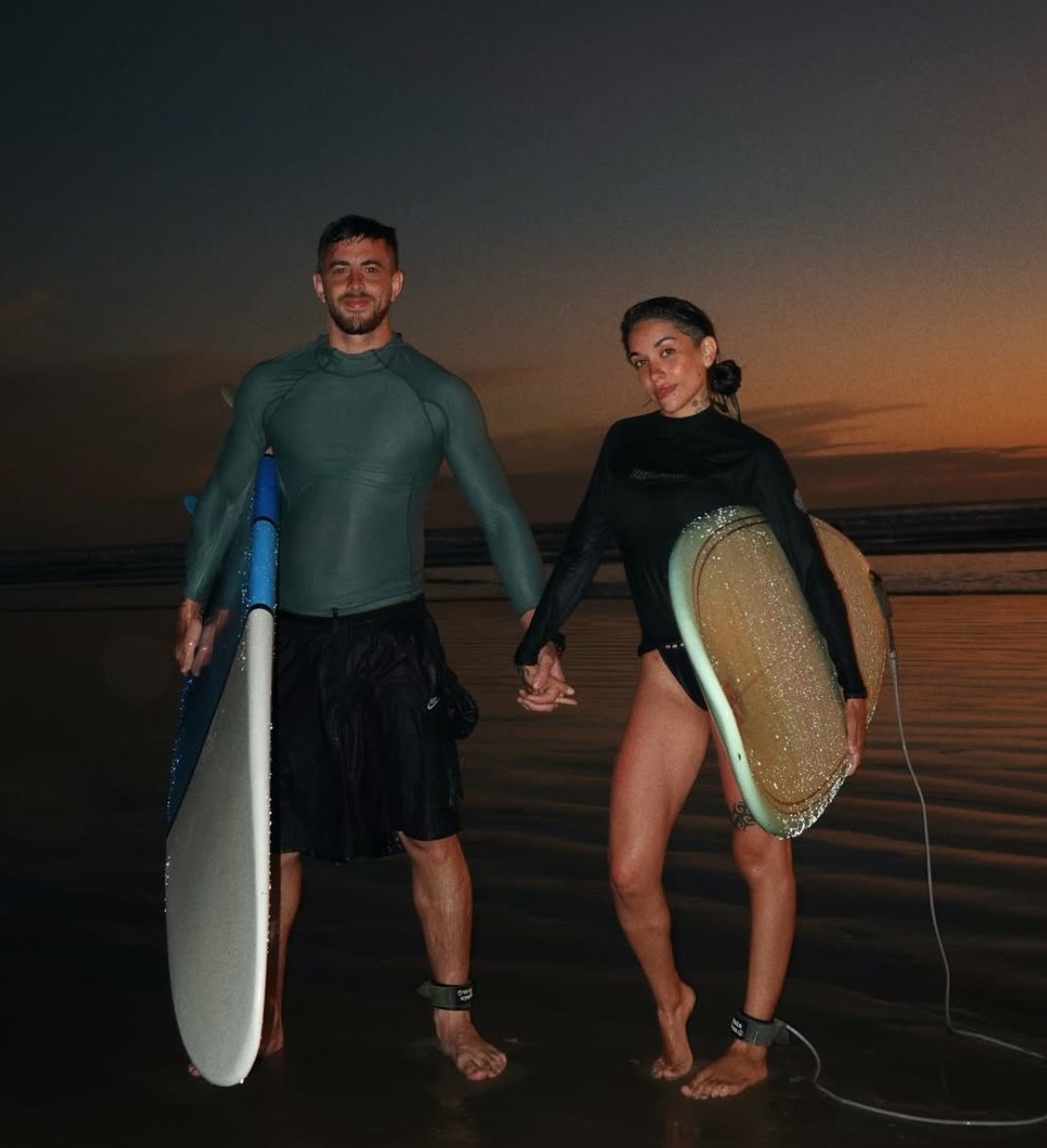 Maria Becerra y Rei durante sus vacaciones en Costa Rica.