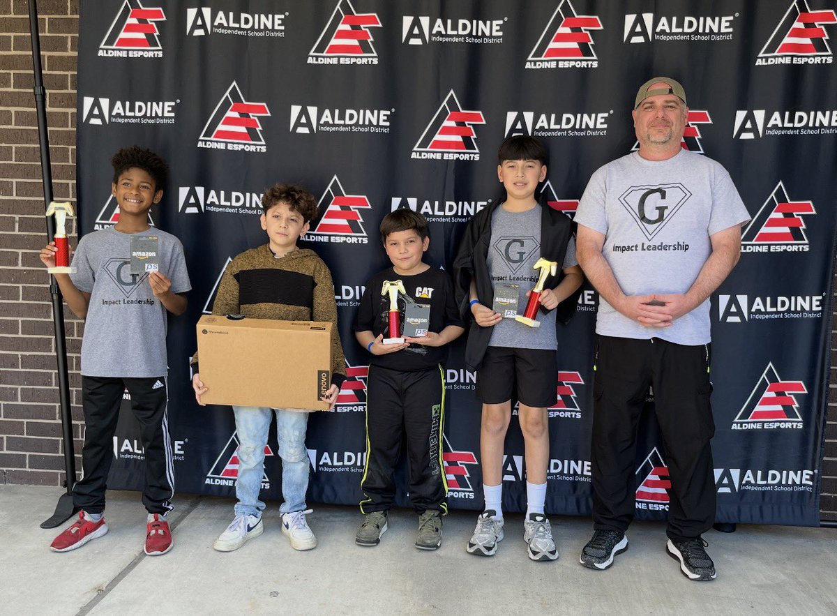 Elia Martinez tweet media