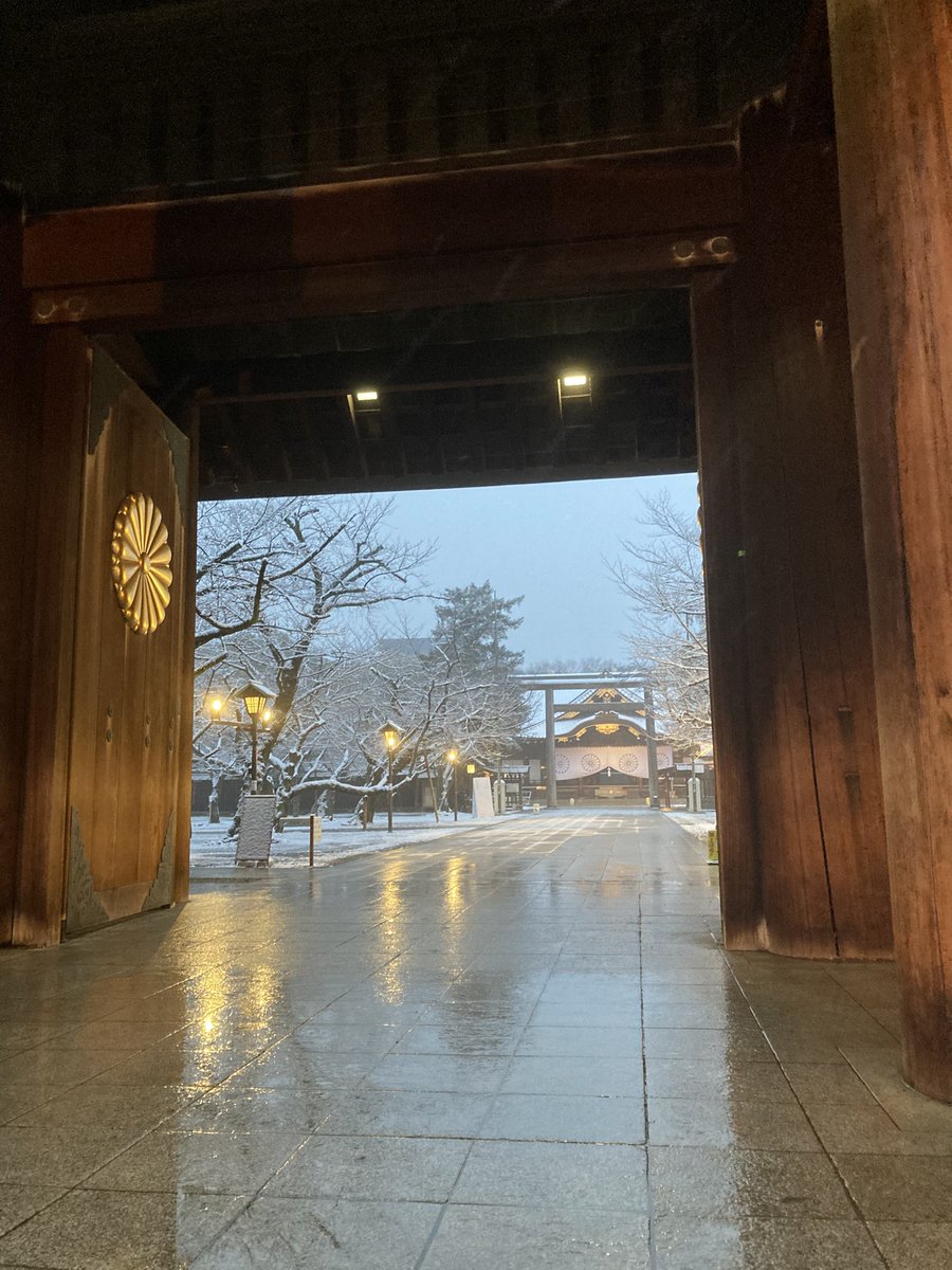 tamsan_g's tweet photo. 久しぶりの投稿です!

投票の前にどうしてもご挨拶したく…
みなさまが命を懸けて守り抜いたこの国
いつも見守ってくださり、本当にありがとうございます‼︎
でもこの国をここまで危機に晒してしまって
本当に申し訳ございません!
でもまだ間に合う!
これからもこの国を見守っていてください!
#投票 https://t.co/EdVI6U7k8N