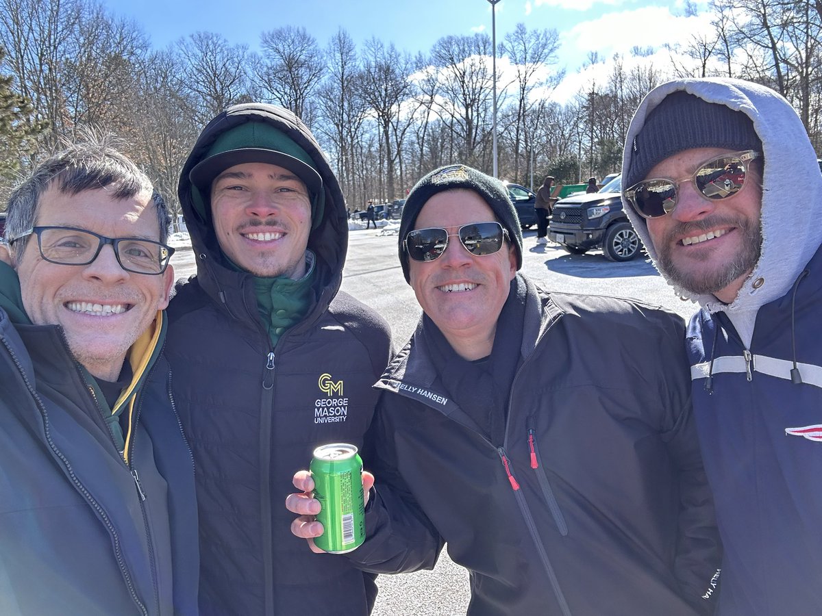 daddyhupp's tweet photo. #masonhomecoming26 https://t.co/6C5xhY3LLv