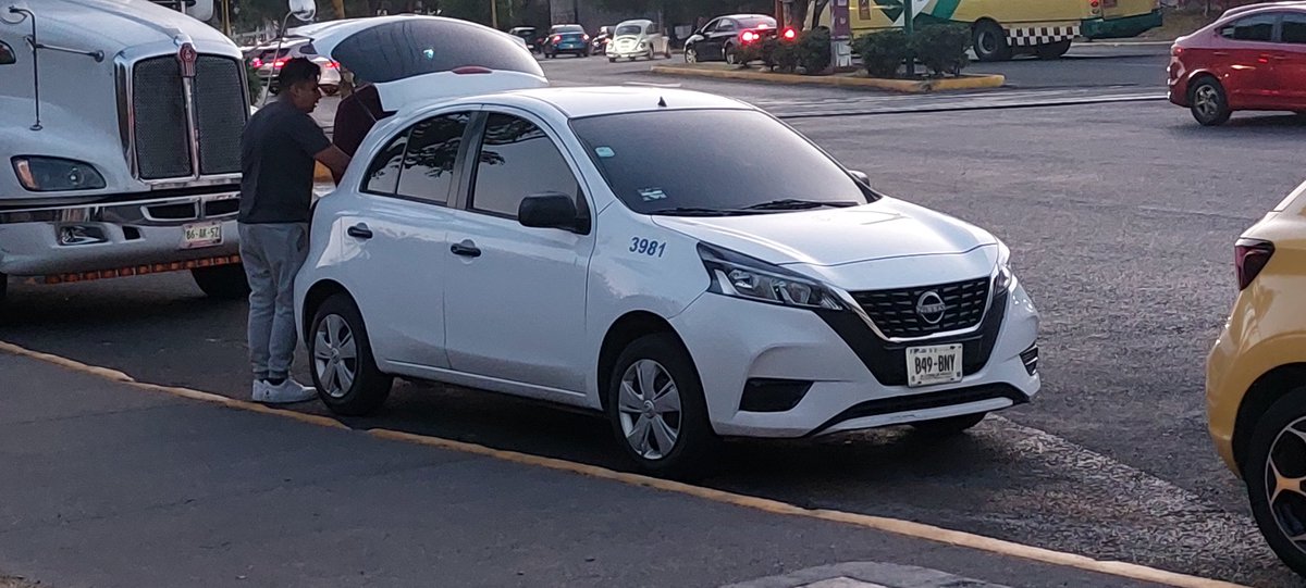 ¿ los ajustadores de <a href="/BBVA_Mex/">BBVA México</a> <a href="/BBVARe_mx/">BBVA México Responde</a> <a href="/bbva/">BBVA</a> <a href="/bbva/">BBVA</a> utilizan unidades que no estén identificadas ? 🤔
¡ Pésimo el servicio del ajustador !