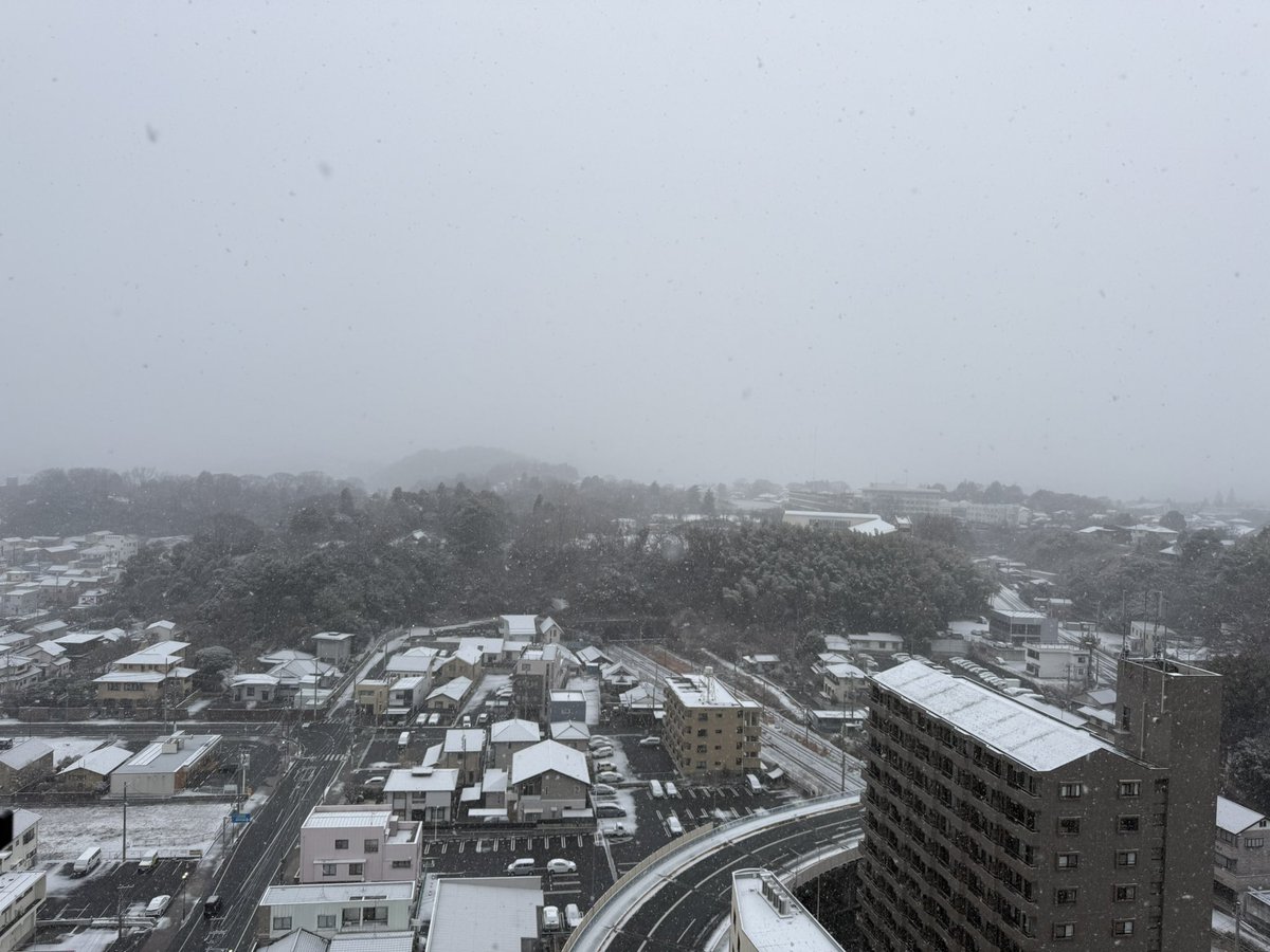 雪☃️
仕事行く人は早めに家を出よう！
