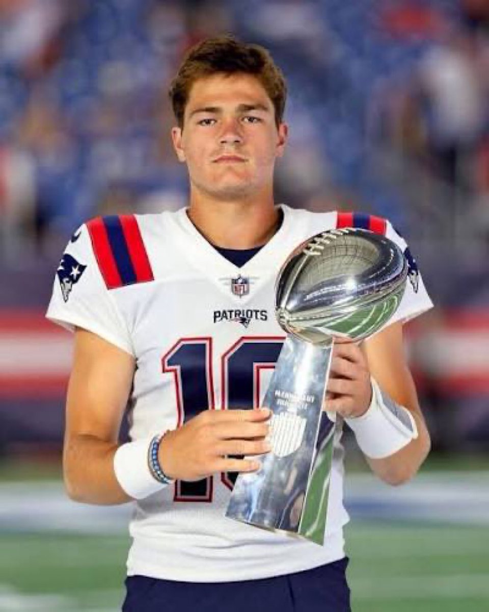 Drake Maye fan tweet media