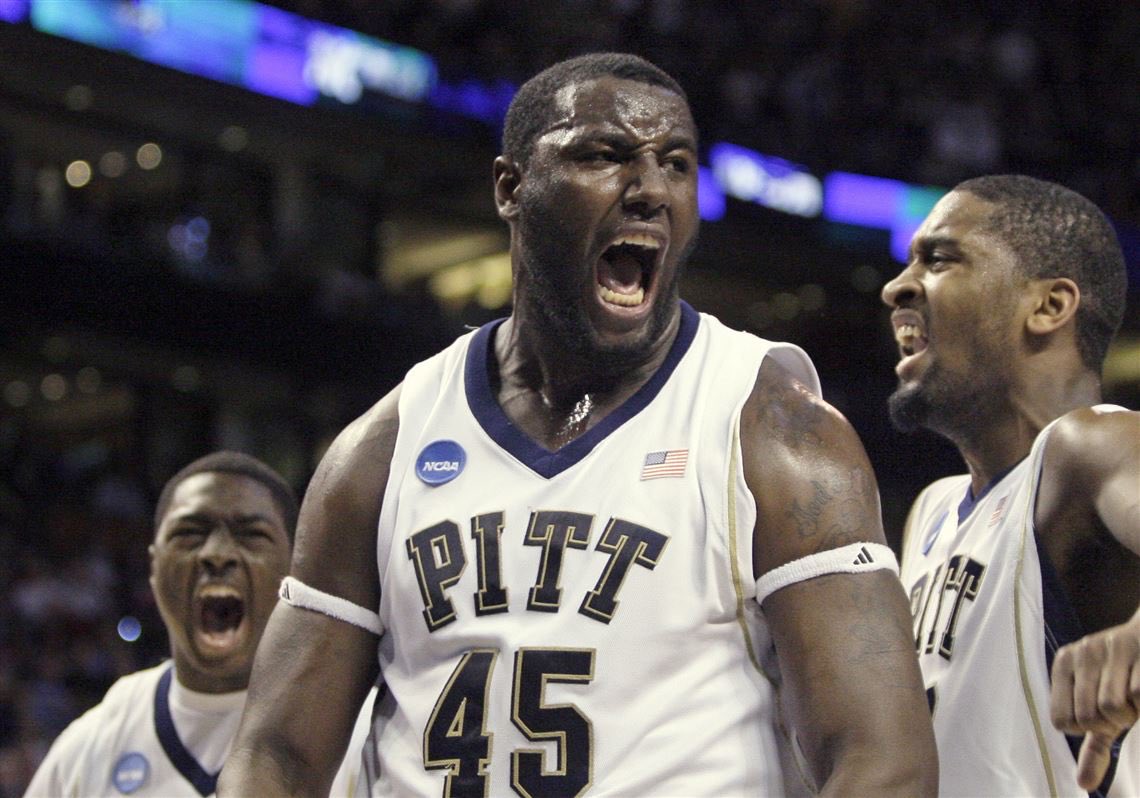 BLKBleeK's tweet photo. @kayinterrupted Google DeJuan Blair https://t.co/8D3us437QD