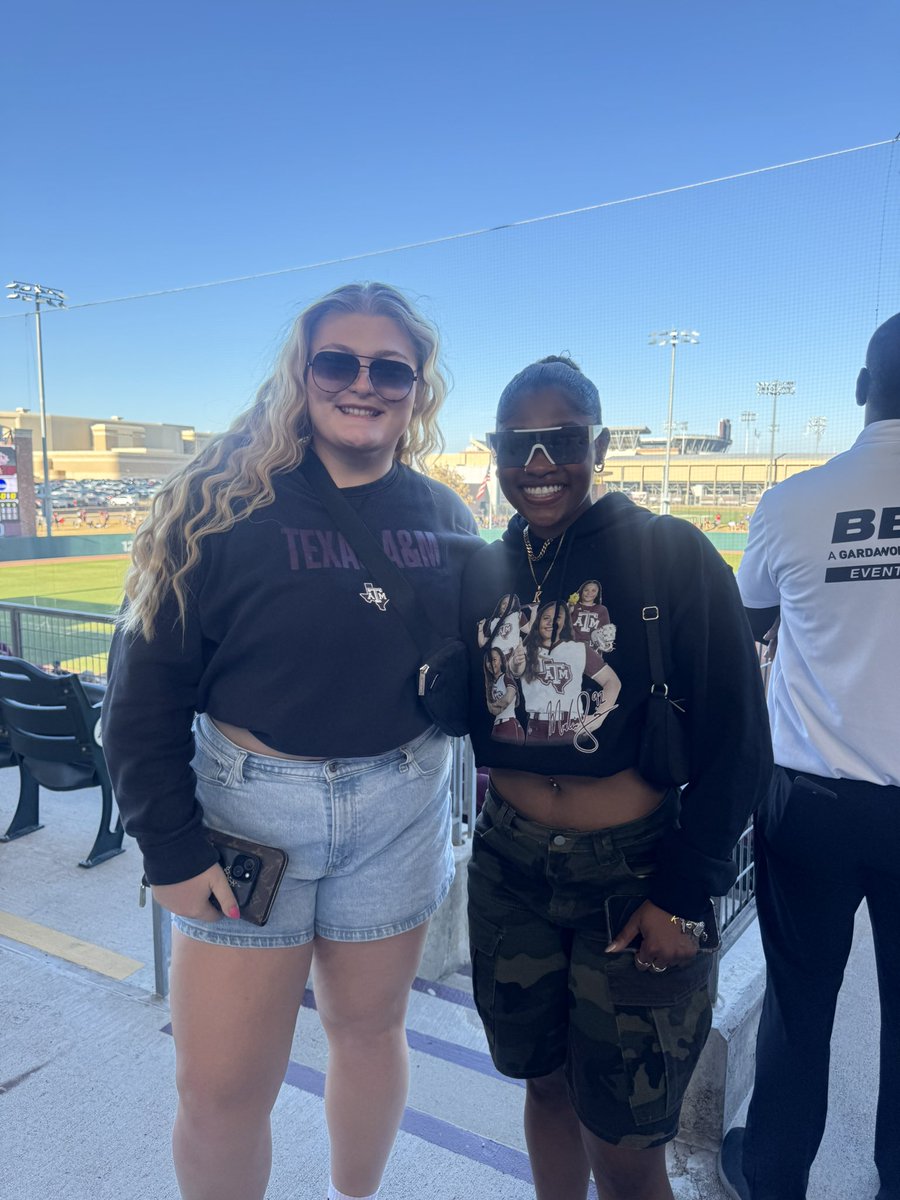 KayNaegeli's tweet photo. Former A&amp;M stars @KokoWooley and @mac_softball31 are here to watch the Ags take on Texas Tech 🥎👍 https://t.co/3tJocoHHnt