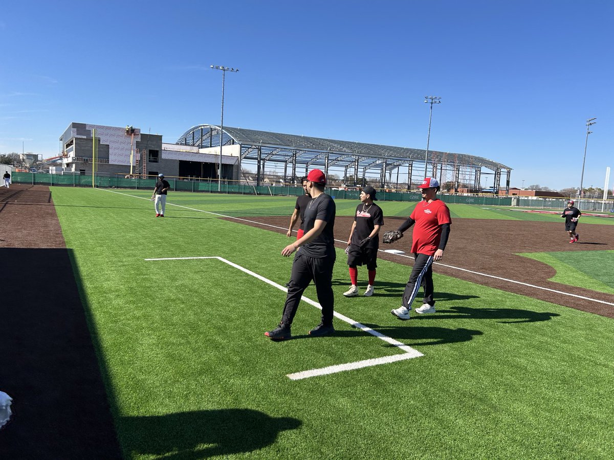 #NGBaseballAlumniGame