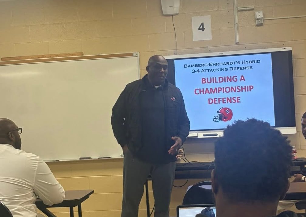 CrosbyCoach's tweet photo. Today I had the pleasure of speaking at the SCMCA’s Annual Coaches Clinic in front of some great coaches. Thank you for the opportunity! https://t.co/ONRJwX6HC8