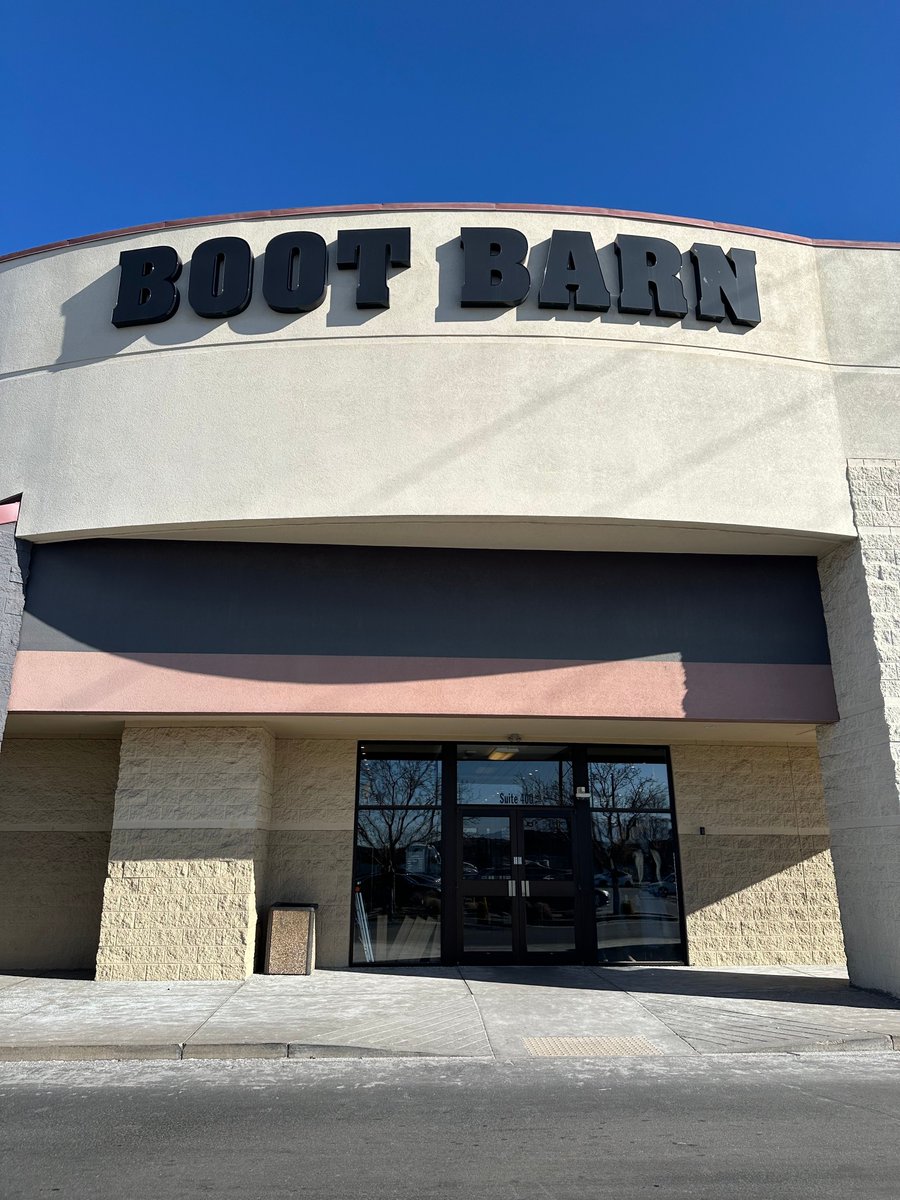 Z104Country's tweet photo. PBR weekend. Get outfitted at #bootbarn Dave live with concert tickets and free Z swag! 389 W. 1830 S. SLC https://t.co/QafPZwNfUY