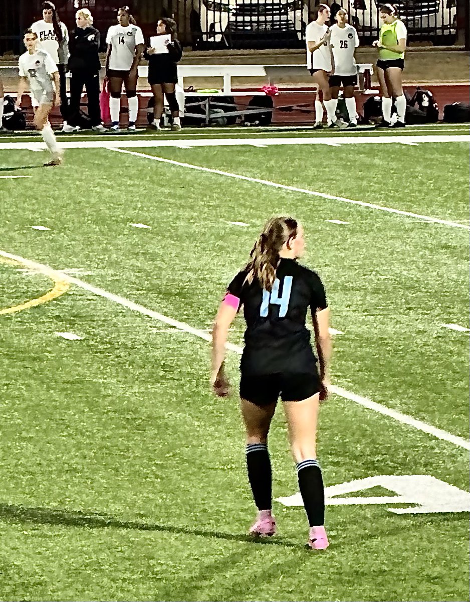 KaiserDeann's tweet photo. My heart overflows with happiness whenever I watch my little beauty play ⚽️ in beast mode, but my pride is elevated to new levels when I see her stop to check on her teammate. 🥹🥰 https://t.co/vObOp7Obqe