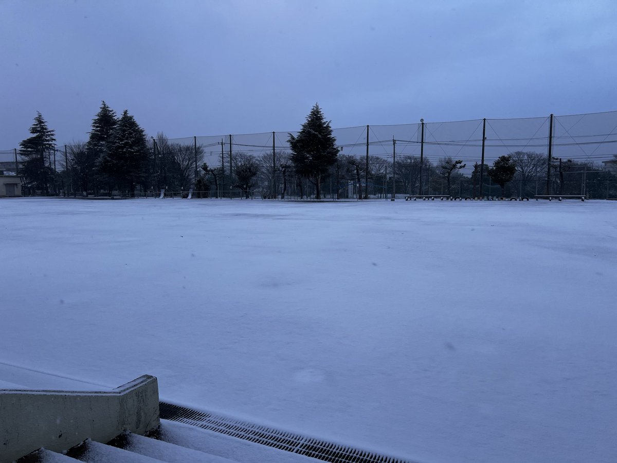 んー白いし💦

寒い😨😨