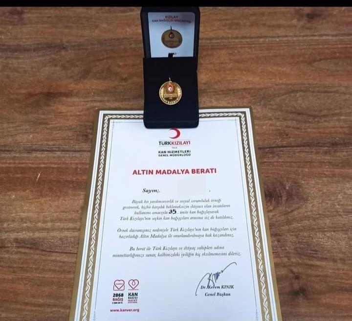 Can Peter Nibs tweet media