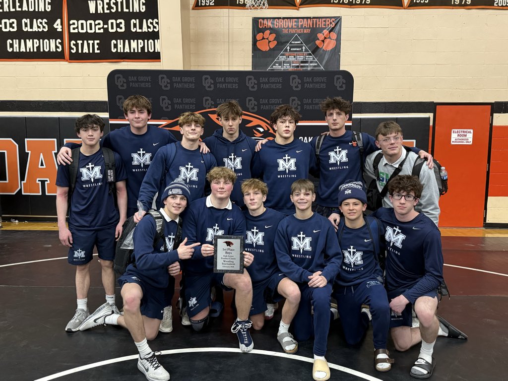 SMAWrestling's tweet photo. Champs at Panther Classic! https://t.co/gQ54vzVdGv