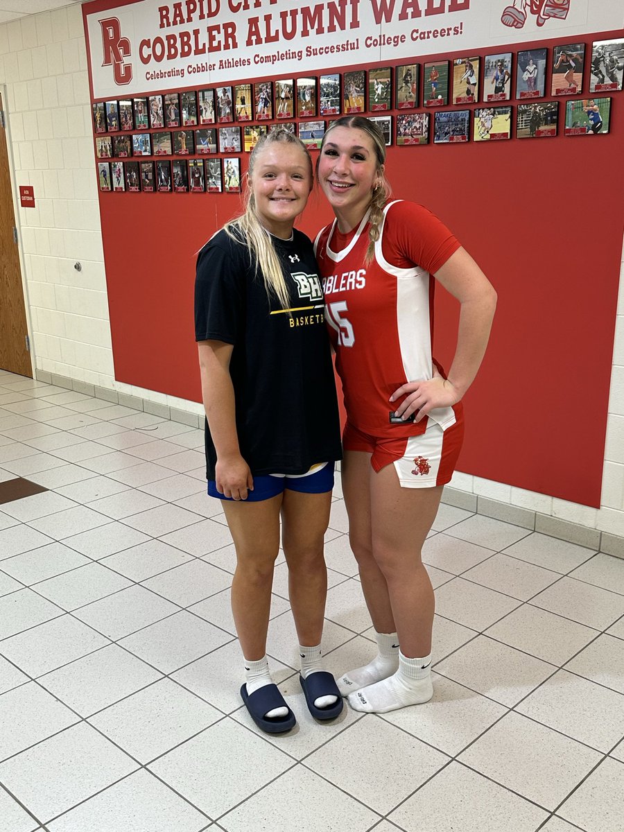 London Backes tweet media