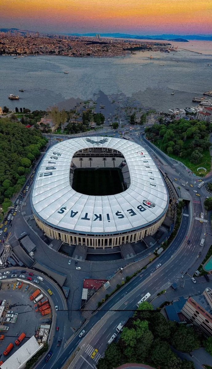 Kombinesini devret etmek isteyen olursa yazabilir bana 

10 kişi ye yakın çoğu öğrenci arkadaş eğer devreden olursa biz gideriz dedi

Varsa devredecek olan yada tanıdığı bildiği olan yazarsa iyi olur 

Twiti yayarsanız seviniriz be kadar çok kişi görürse o kadar kolay buluruz
