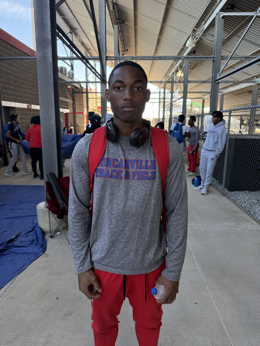 Duncanville_TF's tweet photo. 🚨 100m🚨
🏃🏽‍♂️: Jr. Joe McKinney
🥉: 10:79
#DuncanvilleFAST https://t.co/P0o9iTGtjz