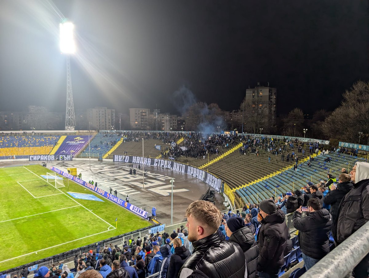 Ash_6899's tweet photo. Levski Sofia 3-1 Botev Vratsa. Top of the league and impressive to watch, backed by a solid hardcore ultra group. Lashed down and puddles aots. Up the Levski #groundhopping https://t.co/r7Hjqb9rfn