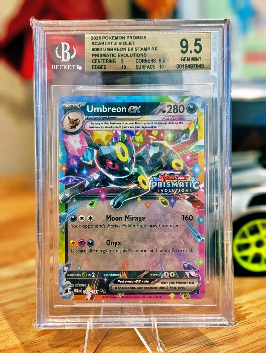 🌙 BGS 9.5 Umbreon Stamp Giveaway 🐈‍⬛ 
1. Follow  
2. Like 
3. Repost 
3. Tag a PokePal 

*Winner Saturday 2/14 
Good luck to those interested 🤙❤️