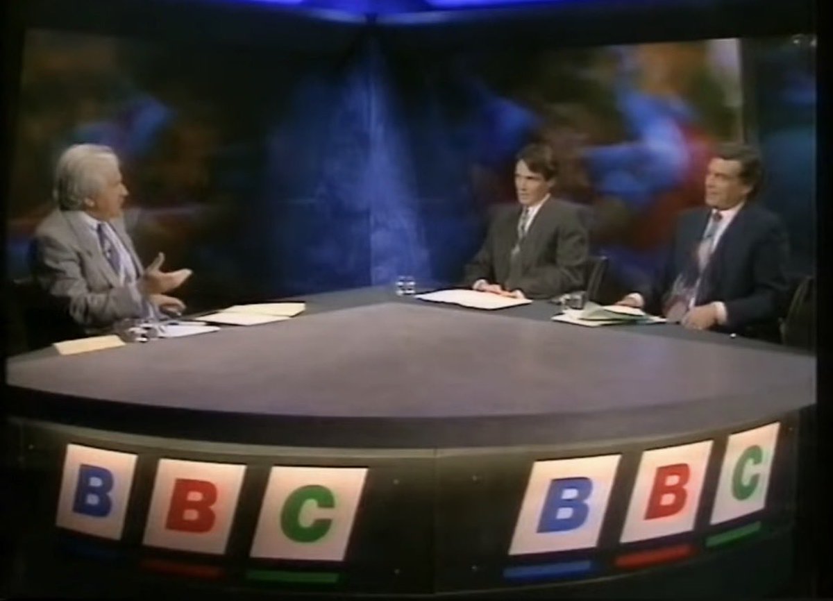 90sFootballUK1's tweet image. How Match of The Day used to be. #MOTD