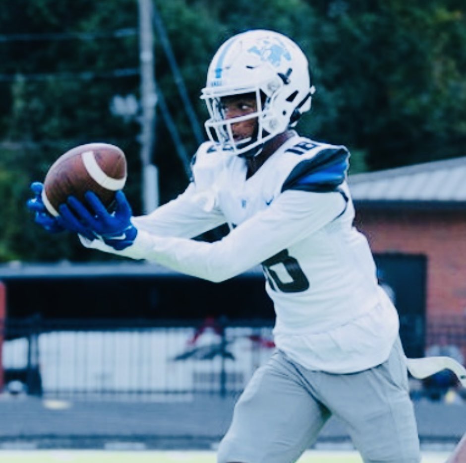 therealroscoe11's tweet photo. H1M. #Scoe #Unicorn #eyes #hands @RecruitWestlake @WestlakeSports1 @WestlakeFB1 @kwhit4 @Coach_OBrien @DukestheScoop @RecruitGeorgia @PrepRedzoneGA @TEwracademy @adamgorney https://t.co/wi1PsSPZY2