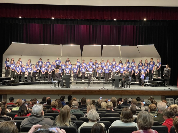BertrandVikings's tweet photo. Congratulations to our Sing Around Nebraska musicians on their fantastic performance at the Tassel today!!! Great work singers, proud of you!!! 🎶🎶🎶 https://t.co/jZZXZNb8vd