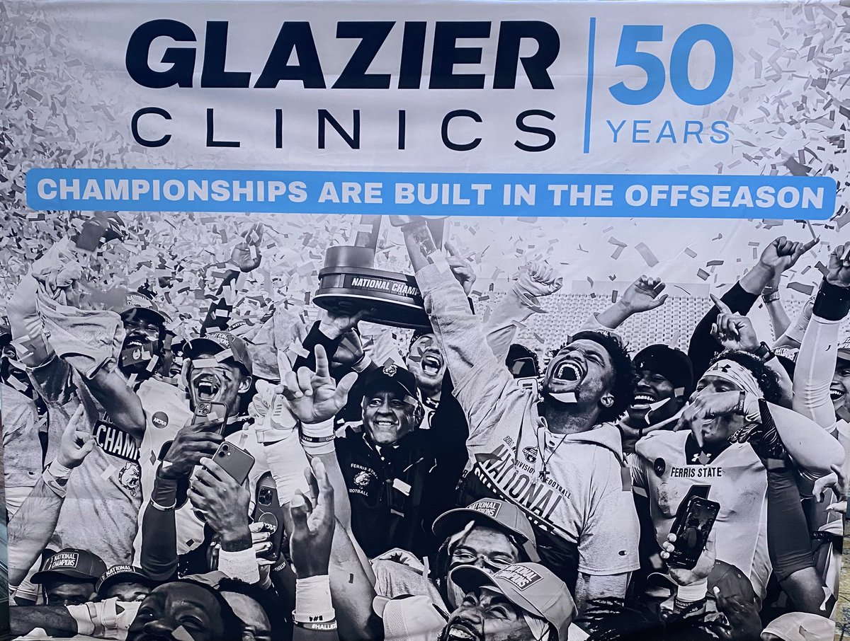 Brian Thomas tweet media