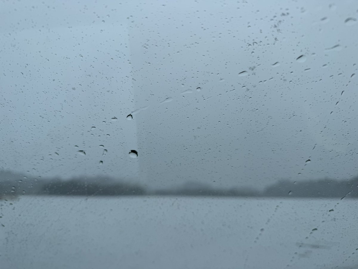 出勤、成田はまだ降ってます☃️