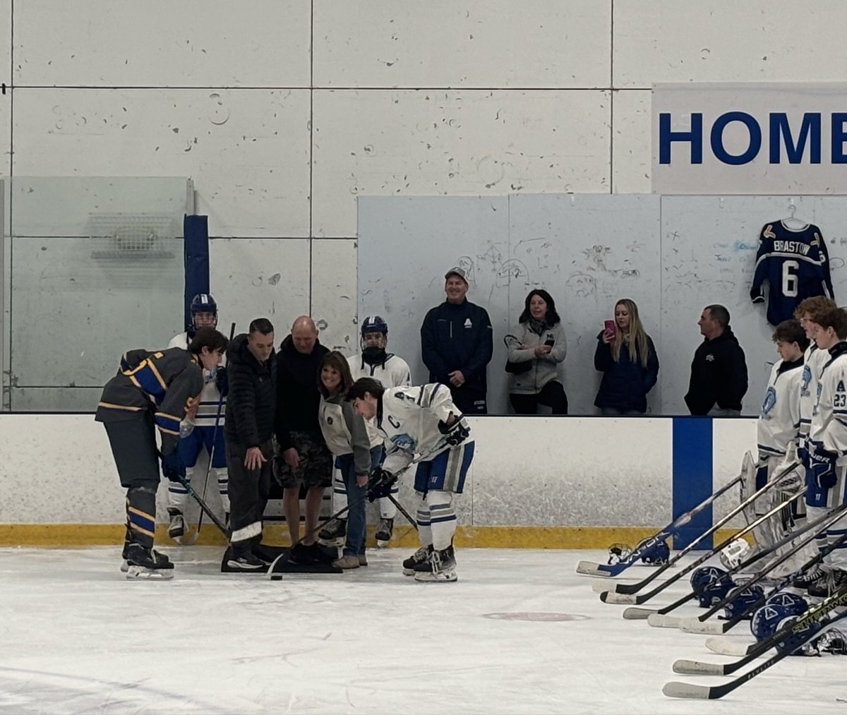 Mark Houle tweet media