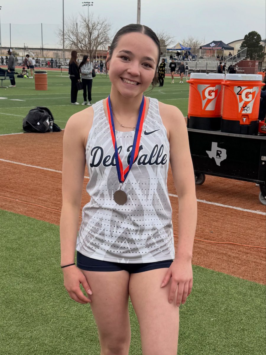 DV Track tweet media