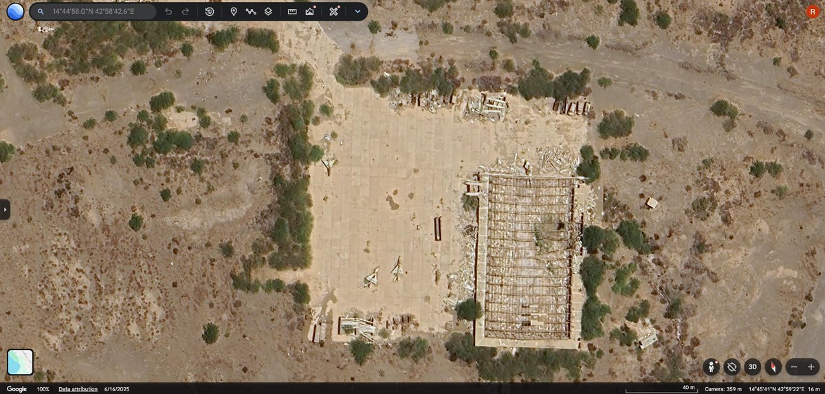 Hartmann1FjD's tweet photo. Yemen🇾🇪
Hodeidah airport, filled with abandoned aircraft.
1x Ilyushin Il-14
9x Ilyushin Il-28
3x MiG-17
3x MiG-21
Coordinates: 14°44'58.0"N 42°58'42.6"E
#yemen #arab #aviation #abandoned #ilyushin #history #googlemaps #googleearth #satellite #airforce #fishbed #fresco https://t.co/b1vmBx1UL6