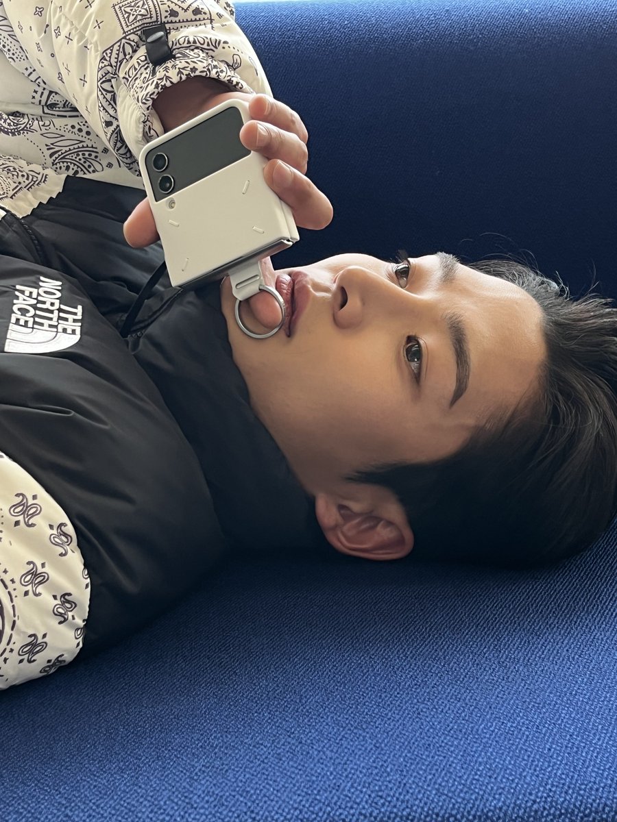 Until_Blooming's tweet image. 260208

전역 2027.04.26

석우 전역까지 D-442 🔇🤫🫢🫢🫢🫢

#김석우 #로운 #Rowoon #ロウン