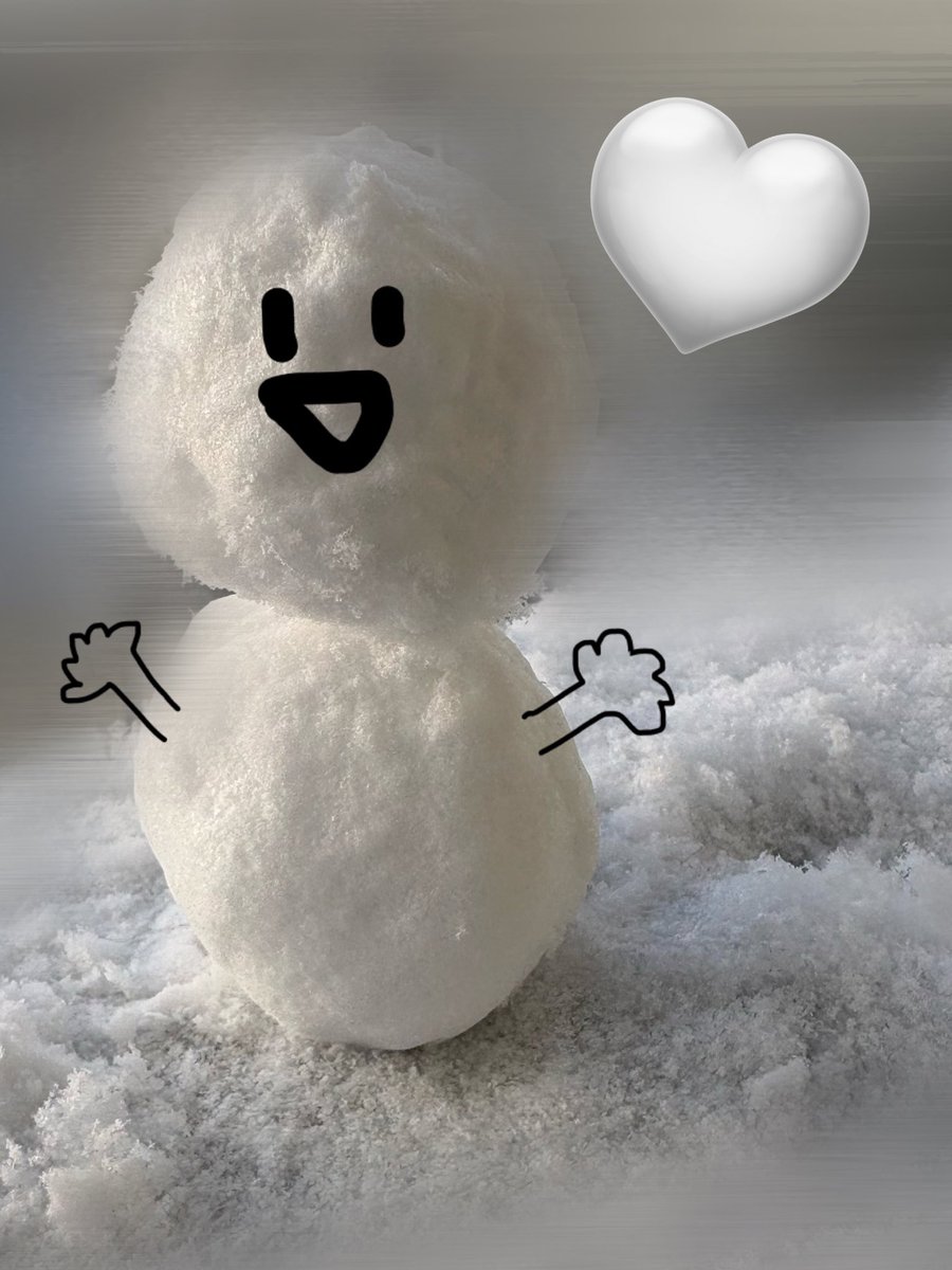 寝起き頭ボサボサなまま家を飛び出して🏃‍♂️ ミニ雪だるまつくってき