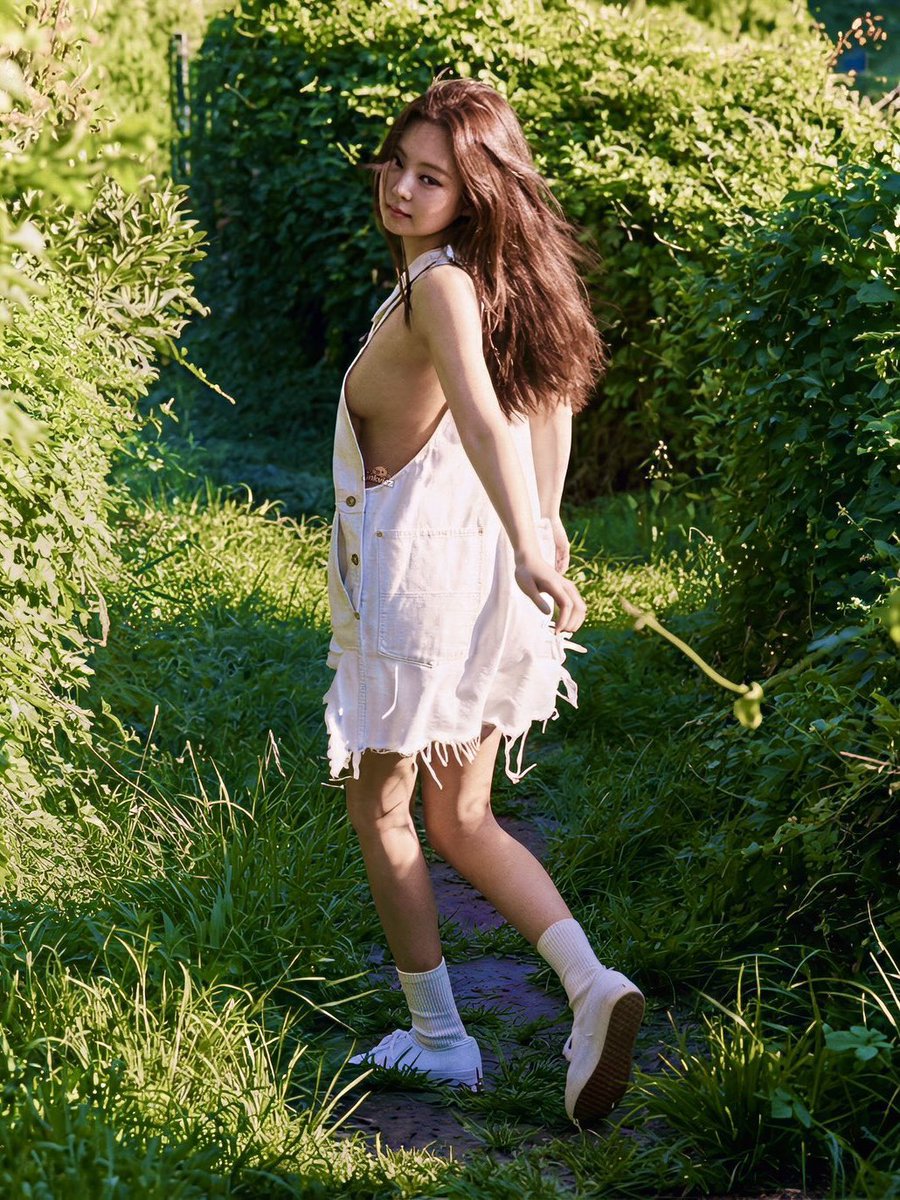 jennie pics tweet media