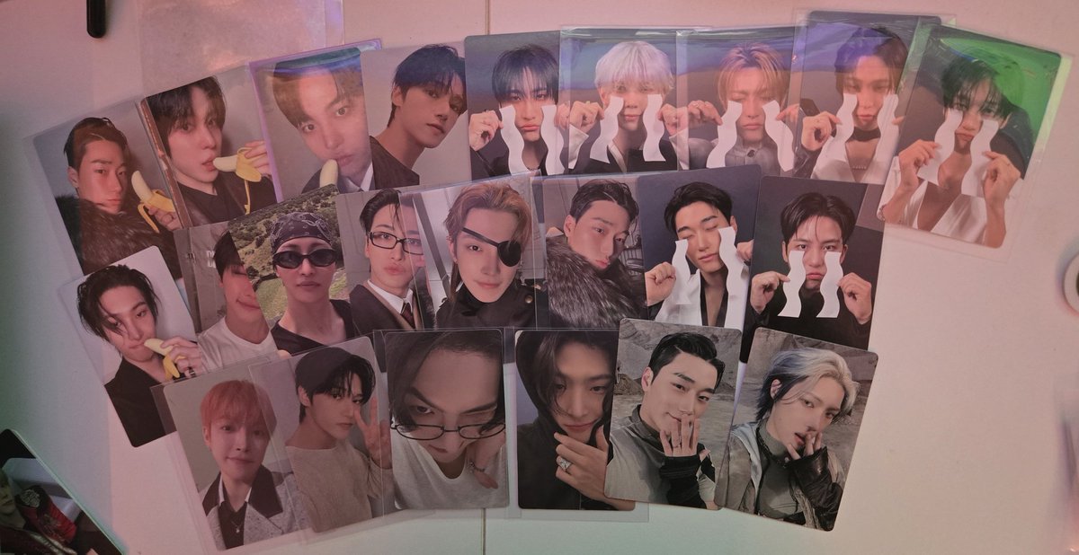 _sageberry's tweet photo. Had such a fun time at the San Jose Ateez Pop up!! Loved my pulls and hope they host again! 🥰❤️ @kloudkpop #sanjose #ateez #ATEEZ_POPUP #hello82 #82giveaway https://t.co/M46IgcF6aE