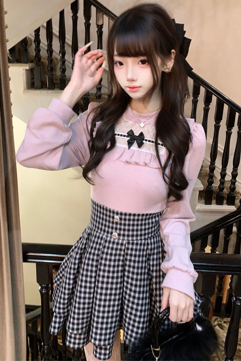 LilyBlack tweet media