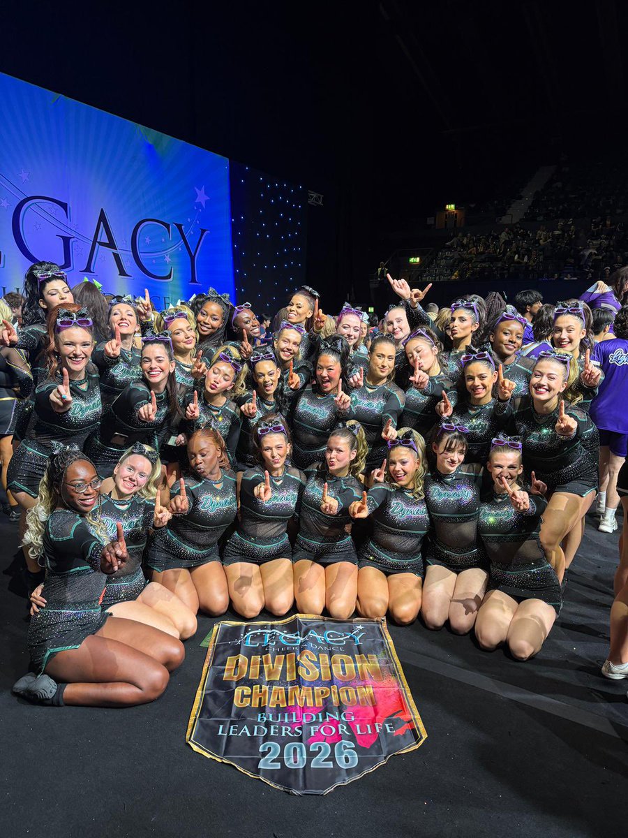 hit zero and division champs, goodnight from your royalty queens 👑