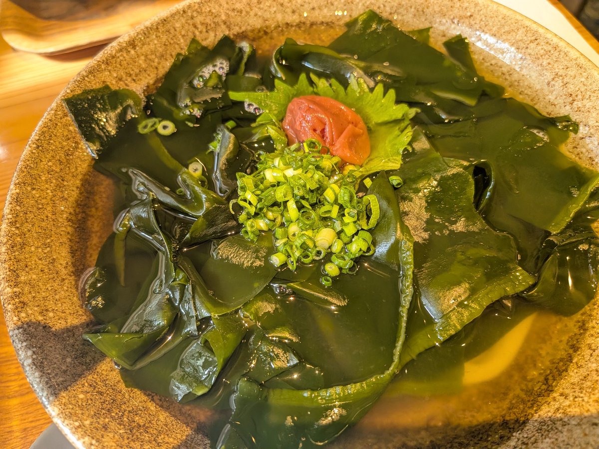 −30kgに挑戦中。
昨日のお昼は梅わかめうどん。
特別なことはしない。
毎日の選択を整えるだけ。
現在−5kg
静かな積み重ねを。
#ダイエット
#ダイエット記録
#30キロ減
#積み重ね