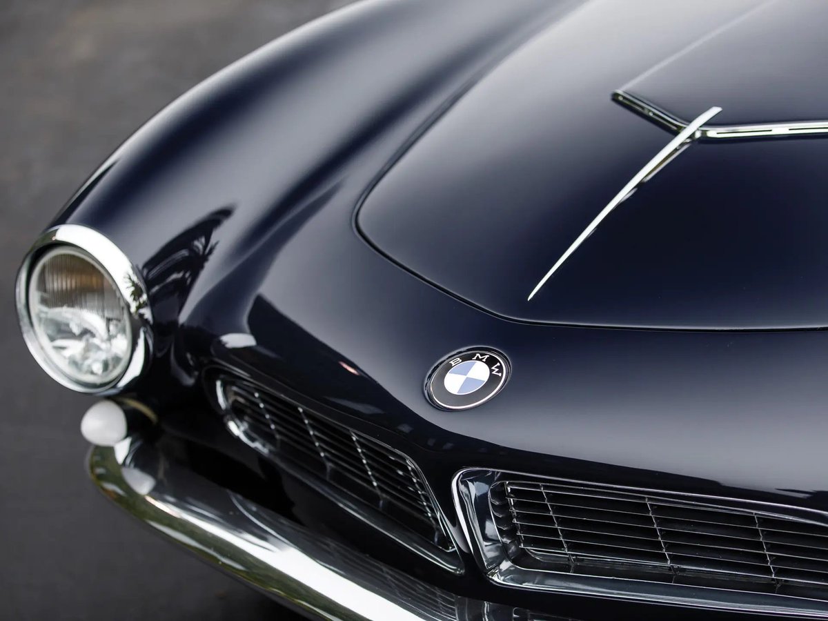 kotecinho's tweet photo. 1958 BMW 507 Roadster Series II