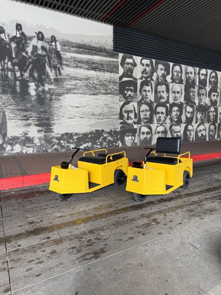 Cushman Vehicles tweet media