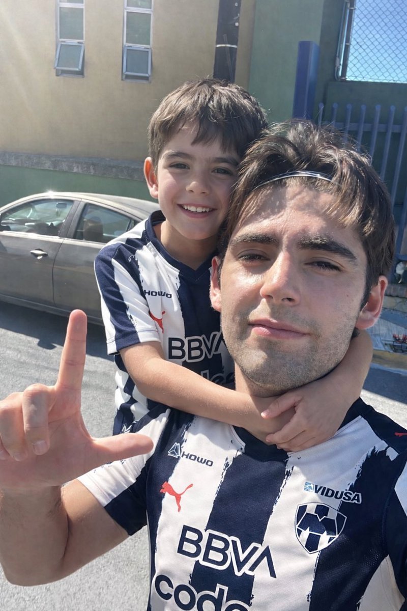 GianSaggio05's tweet photo. Arriba los rayados 🙏🏻🔵⚪️
Saludos desde Australia🇦🇺
@TUDNMEX @Andres_Vaca_ #MegaFutbol #TUDN #Futbol https://t.co/mKoIKmbR6K