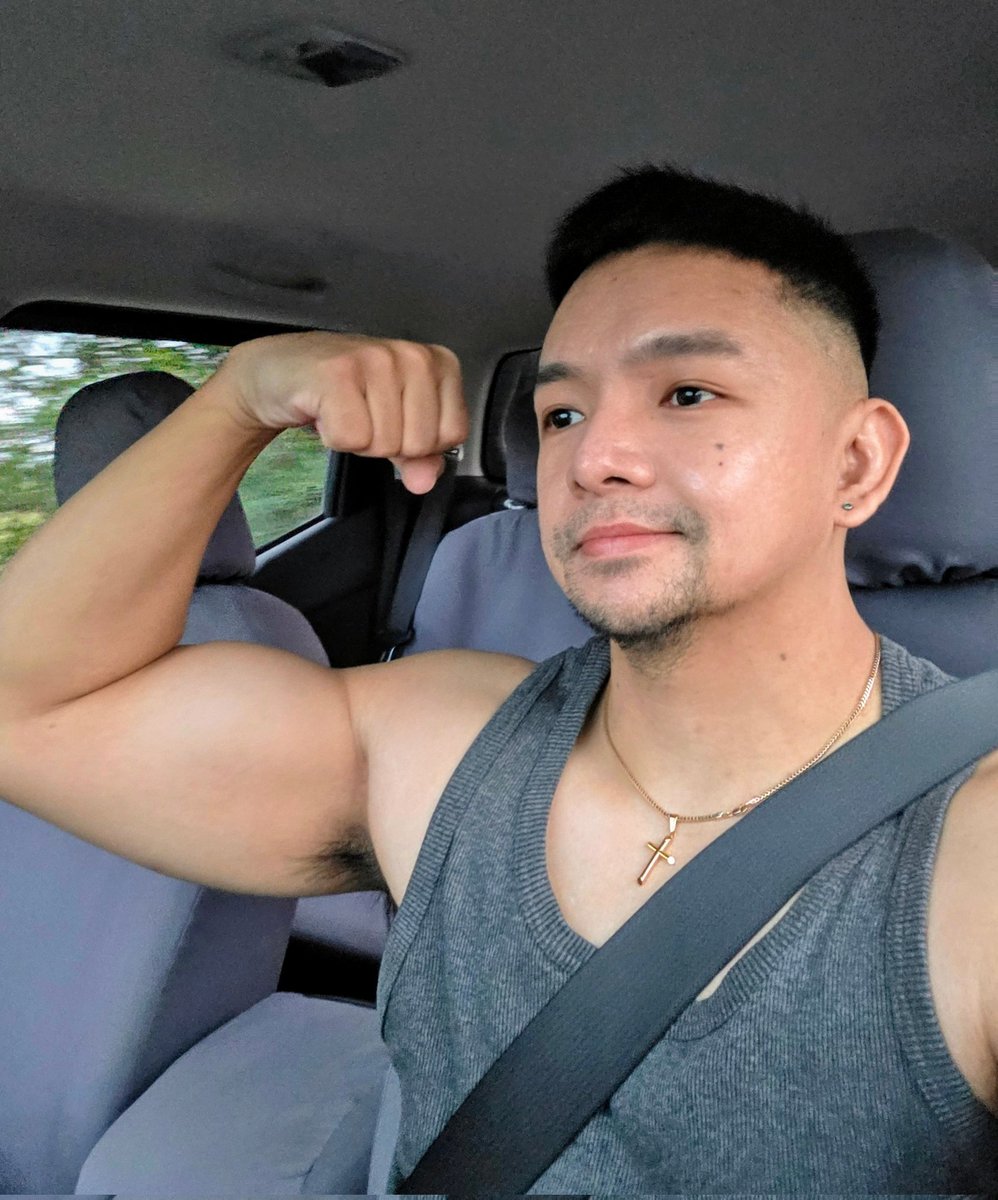 Poy 🐣 tweet media