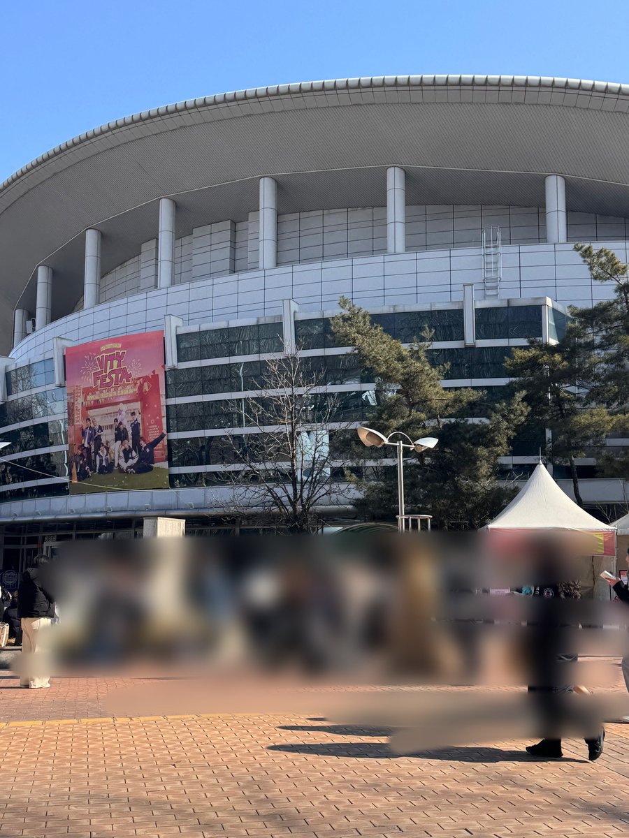 waveppz's tweet image. 올홀 옆에서 현장수령 및 현장판매 시작합니다~!